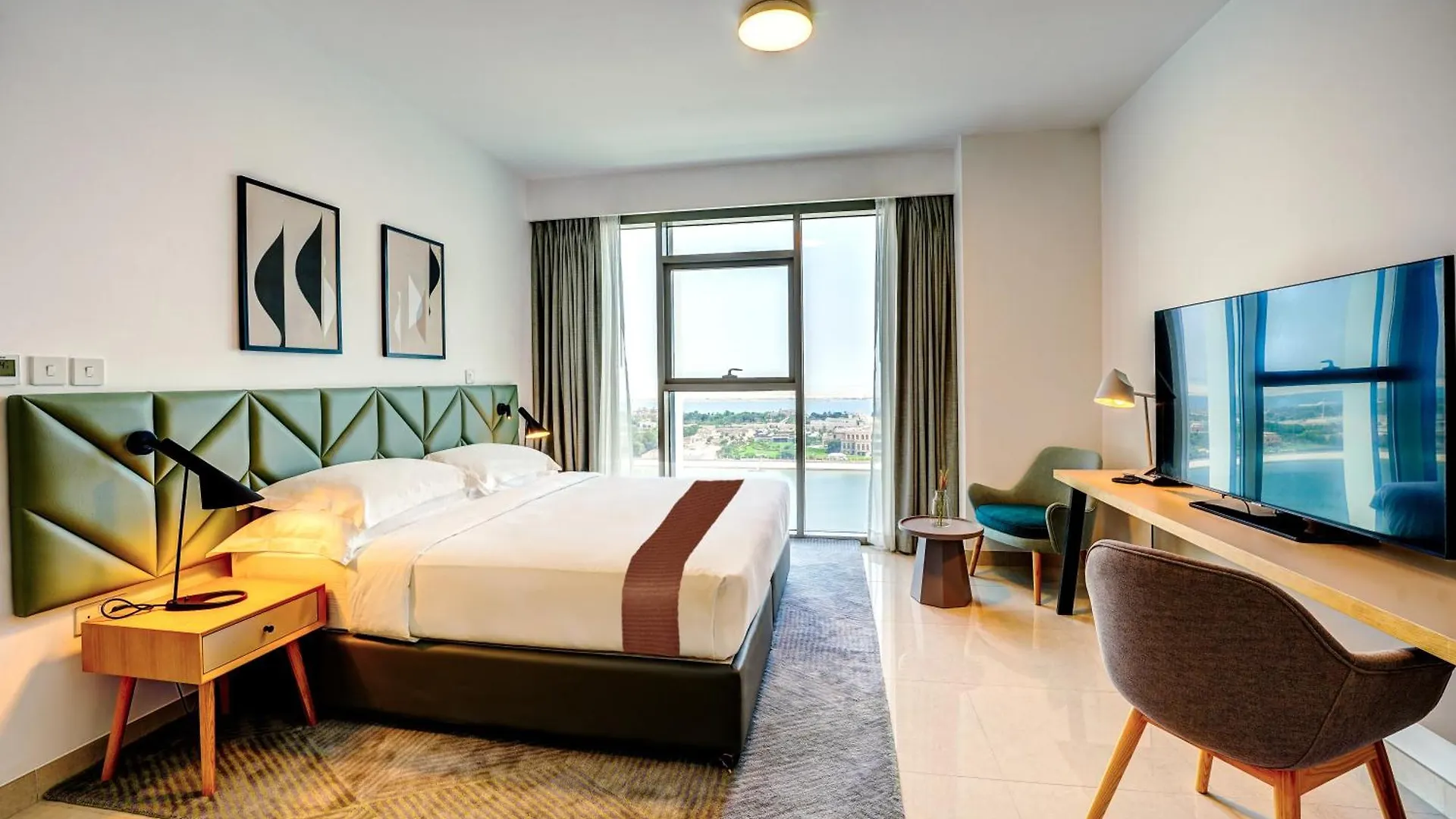 Capital Suites Hotel Apartments Abu Dhabi 4*,