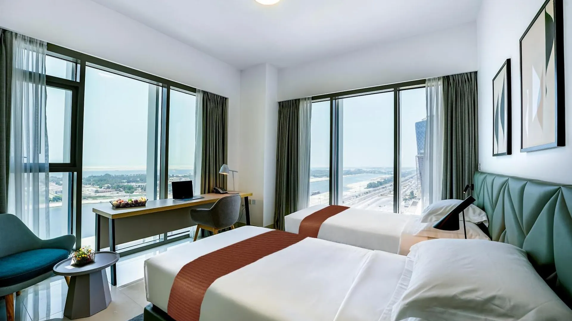 Capital Suites Hotel Apartments Abu Dhabi 4*,